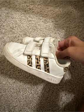Adidas 7K Toddler/Kids Girl Shoes